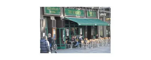 Заведение The Dubliner было зданием вполне вписывающимся в архитектуру - фото 4