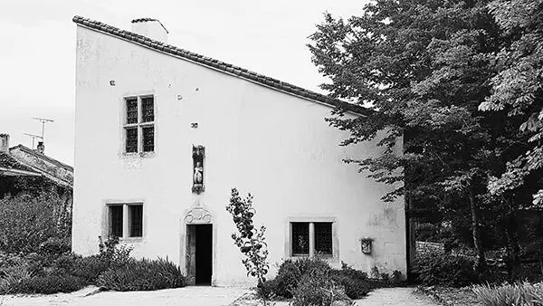 Pilgerstätte bis heute Geburtshaus der Jeanne dArc in Domrémy 2020 Nachdem - фото 12