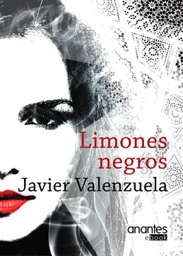 Javier Valenzuela Limones negros обложка книги