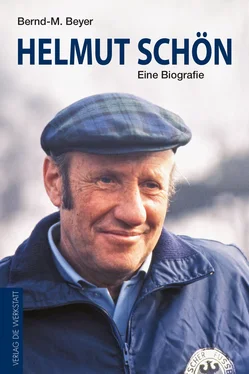 Bernd-M. Beyer Helmut Schön обложка книги