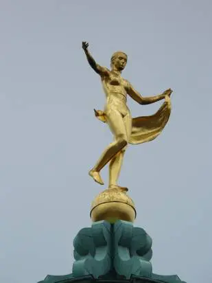 Ilustración I3 Triunfo de la Fortuna como veleta sobre la cúpula del palacio - фото 8