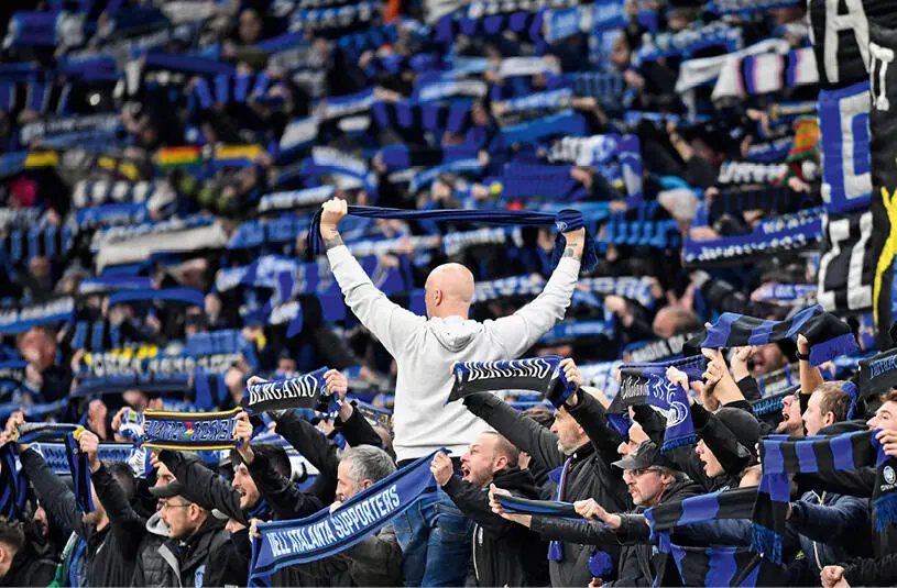 19 Februar 2020 San Siro Mailand Dicht gedrängt stehen die Fans von - фото 6
