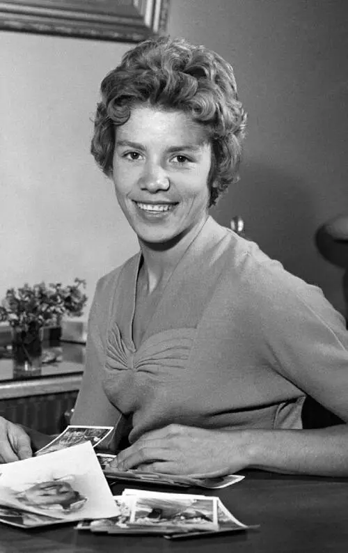 Лариса Латынина открытый и жизнерадостный человек 1960 Первым серьезным - фото 111