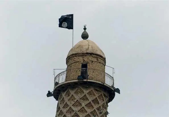 Минарет АльХадба наклонен сильнее Пизанской башни Сейчас над этим самым - фото 16