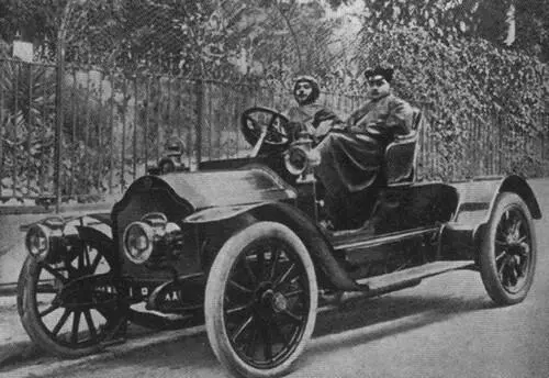 Одилон Альбаре и Альфред Агостинелли на автомобиле 1908 г Марсель Пруст за - фото 40