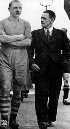 Der Schalker Fritz Szepan mit Sepp Herberger Im Gegensatz zu seinem Vorgänger - фото 26