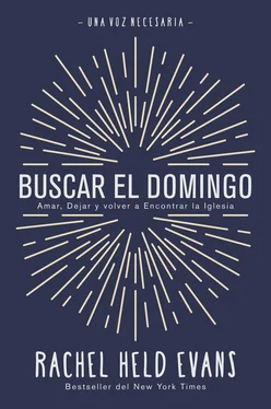 Rachel Held Evans Buscar el Domingo обложка книги