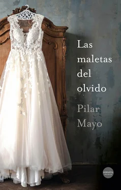 Pilar Mayo Las maletas del olvido обложка книги