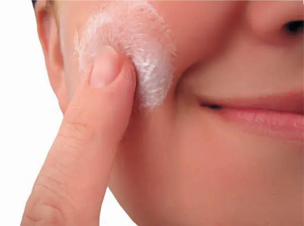 La crema con la fórmula más antigua que se conoce es la cold cream usada aún - фото 20