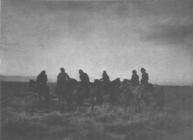 Evening in the Desert Navaho With a large stone knife Locust cut off the - фото 53