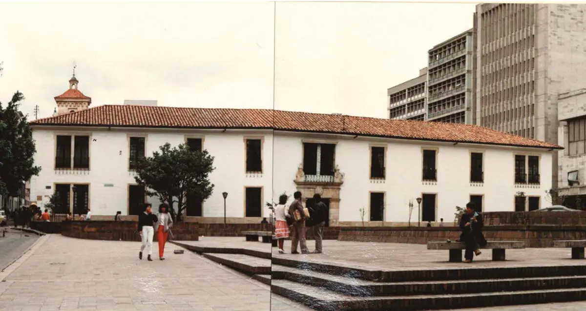 Exterior del Colegio Mayor de Nuestra Señora del Rosario Fachada general del - фото 4