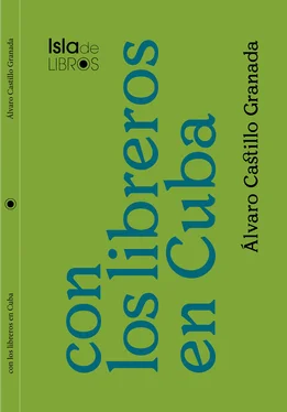 Álvaro Castillo Granada Con los libreros en Cuba обложка книги