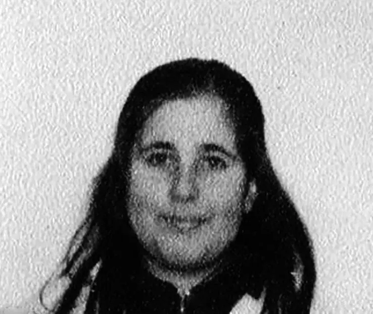Claudia sexto grado 1972 EL NORMAL 2 CLAUDIA TENÍA4 años cuando ingresó al - фото 6