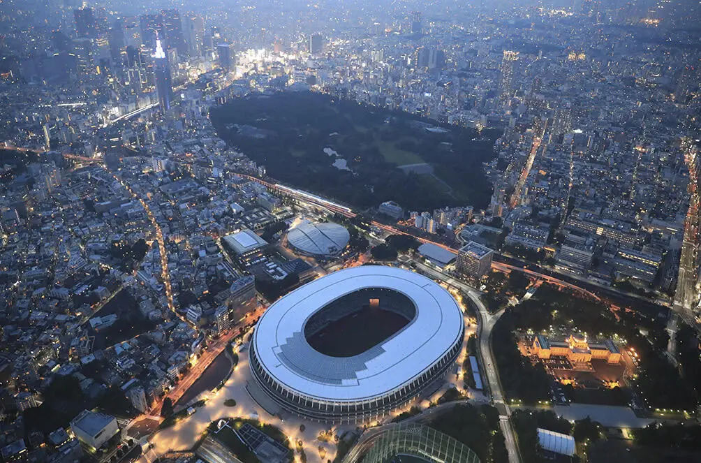Im neuen Nationalstadion in Tokio hätten am 24 Juli 2020 rund 60000 Zuschauer - фото 2