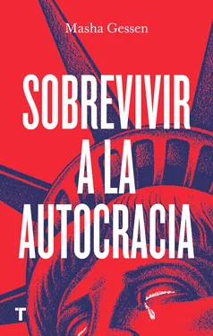 Masha Gessen Sobrevivir a la autocracia обложка книги