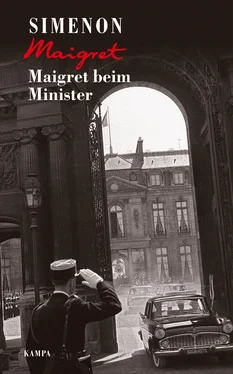 Georges Simenon Maigret beim Minister обложка книги