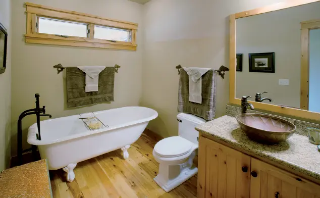 Ejemplo de baño básico en hotel o casa rural B Brown Shutterstockcom - фото 29
