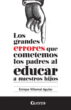 Enrique Villarreal Aguilar Los grandes errores que cometemos los padres al educar a nuestros hijos обложка книги