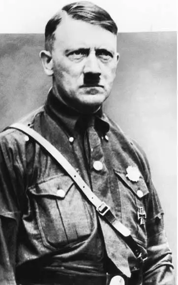 2Hitler 2 1927 Abermals löste sich eine Lawine von FolgeEntdeckungen als - фото 3
