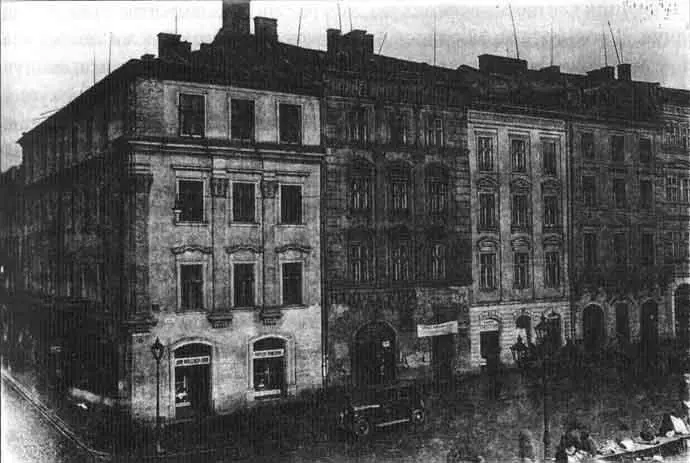 Ходімо на лямпку вина до Штадтмюллера Ми зайняли в кнайпі столик нам принесли - фото 12