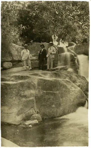 Toma del agua de la quebrada El Hato para la Planta Fabricato en Bello 1927 - фото 23