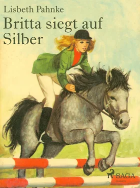 Lisbeth Pahnke Britta siegt auf Silber обложка книги