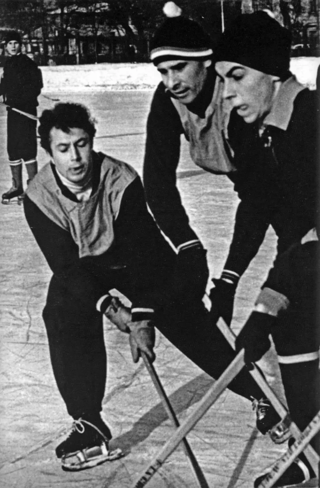 Zunächst denkt Jaschin Mitte an eine Karriere als Eishockeyspieler - фото 9