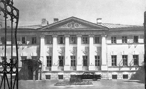 Фасад главного дома усадьбы Долговых Сухарева башня сломана в 1930х годах - фото 15