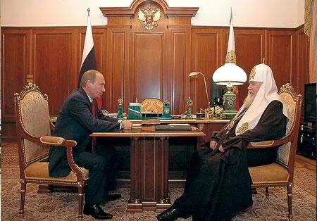 Рабочая встреча Святейшего Патриарха Московского и всея Руси Алексия II с - фото 48