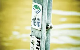 Medida del nivel de agua en canal abierto En la actualidad existen en el - фото 17