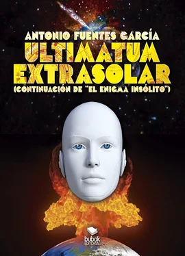 Antonio Fuentes García Ultimatum extrasolar обложка книги