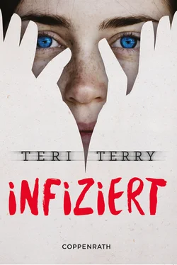 Teri Terry Infiziert обложка книги