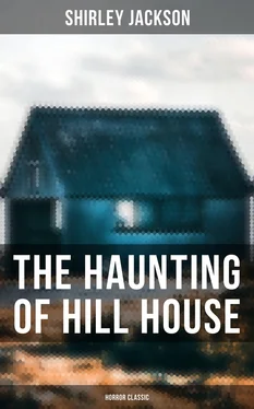 Shirley Jackson The Haunting of Hill House (Horror Classic) обложка книги