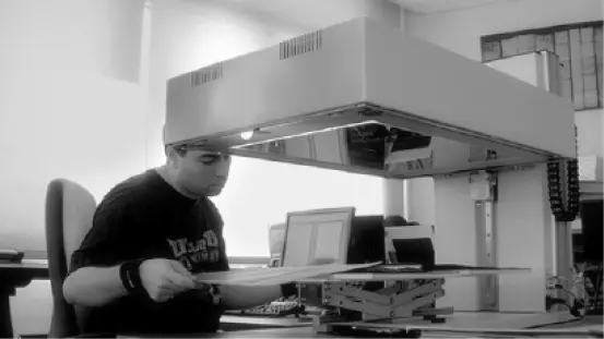 Proceso de escaneado de documentación escrita para preservar su conservación y - фото 189
