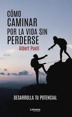 Albert Puell Cómo caminar por la vida sin perderse обложка книги