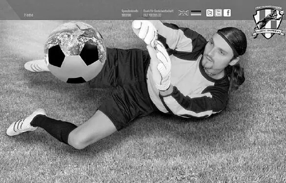 Fußball gegen den Klimawandel Weltenbummler Lutz Pfannenstiel im Trikot des - фото 28
