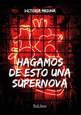María Victoria Martín Sánchez Hagamos de esto una supernova обложка книги