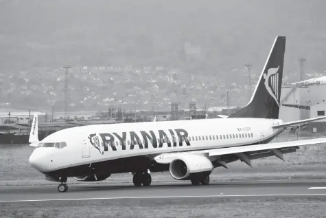 Ryanair se ha configurado como una de las compañías líderes de Low Cost y su - фото 41