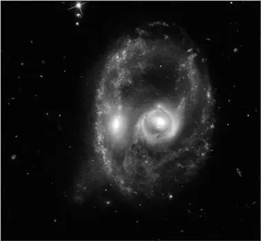 Abbildung 1 28 Oktober 2019 Das HubbleTeleskop fängt die Kollision zweier - фото 41
