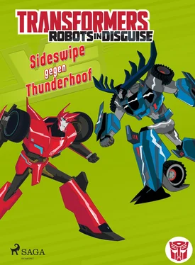 John Sazaklis Transformers - Robots in Disguise - Sideswipe gegen Thunderhoof обложка книги