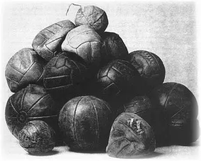 Das Geheimnis des Fußballs ist ja der Ball lautet ein berühmter Spruch von - фото 15