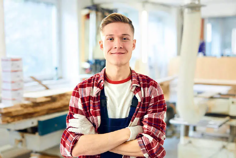 Bei der Unterscheidung zwischen Erst und weiterer Ausbildung geht es darum - фото 124