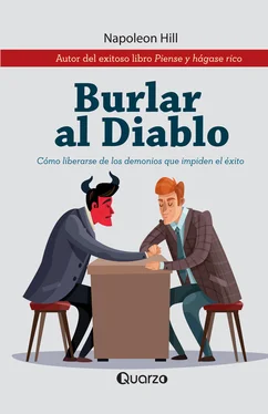 Napoleon Hill Burlar al Diablo обложка книги