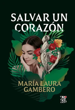 María Laura Gambero Salvar un corazón обложка книги