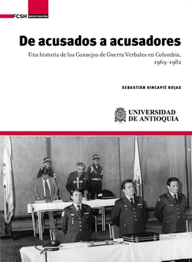 Sebastián Hincapié Rojas De acusados a acusadores обложка книги