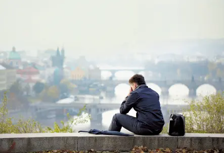 Postura de desánimo y decaimiento Los silencios El silencio es una - фото 37
