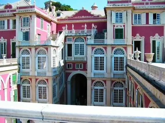 Генуя Палаццо Реале Генуя ночью Генуя Новый город - фото 180