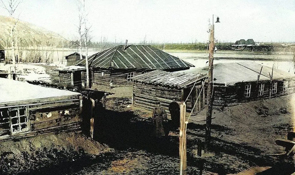 Фото 6 архив АНДорожевца Сентябрь 1937 г Жилые баракиземлянки - фото 6