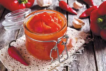 Лечо с томатным соком 25 кг болгарского перца 1 кг репчатого лука 1 л - фото 59