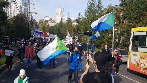 inforesistorg 10 октября Участники протестной акции установили палатки на - фото 5